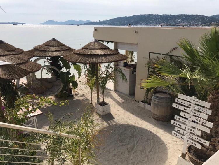 Charmant Appartement Au Coeur De Juan Les Pins Антиб Екстериор снимка