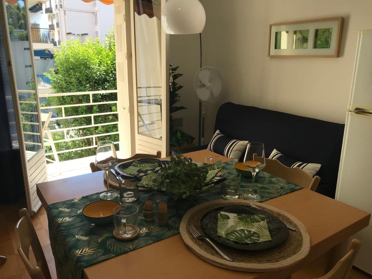 Charmant Appartement Au Coeur De Juan Les Pins Антиб Екстериор снимка