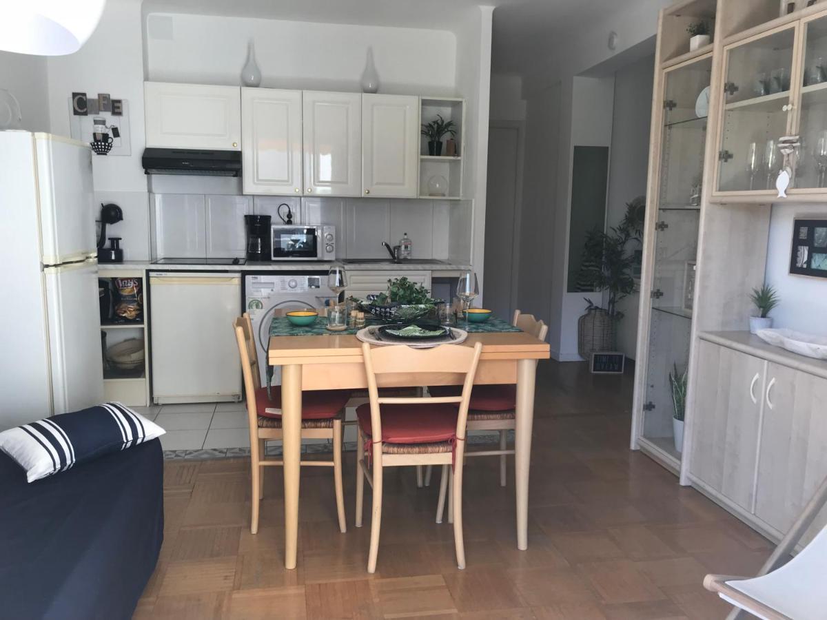 Charmant Appartement Au Coeur De Juan Les Pins Антиб Екстериор снимка