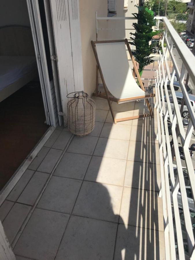 Charmant Appartement Au Coeur De Juan Les Pins Антиб Екстериор снимка