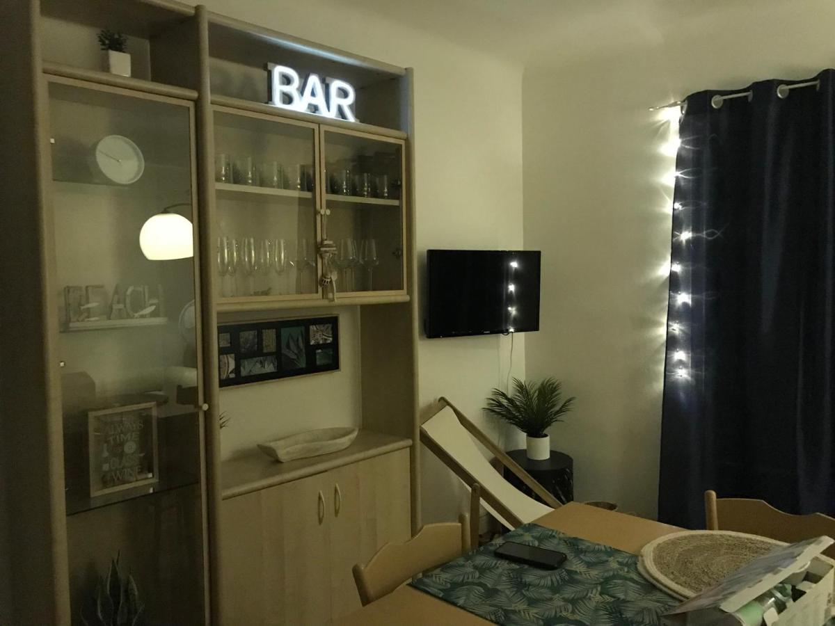 Charmant Appartement Au Coeur De Juan Les Pins Антиб Екстериор снимка